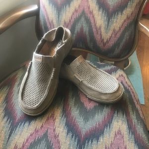OluKai Moloa Kohana Loafer